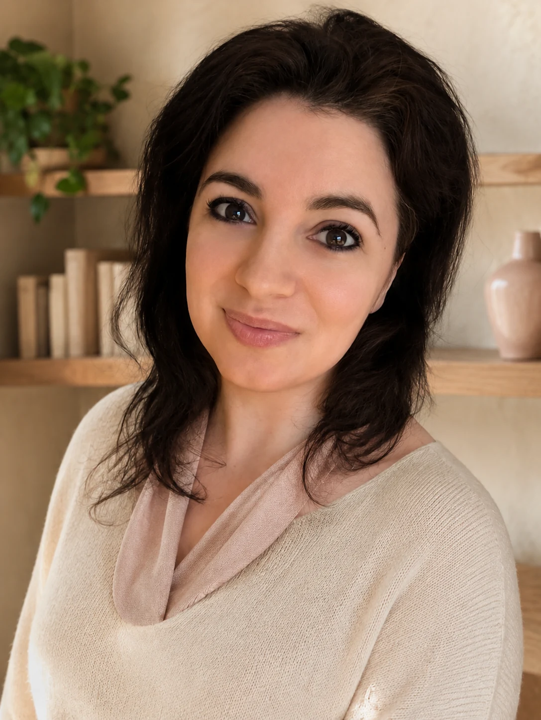 Stella Norsen, warm natural portrait